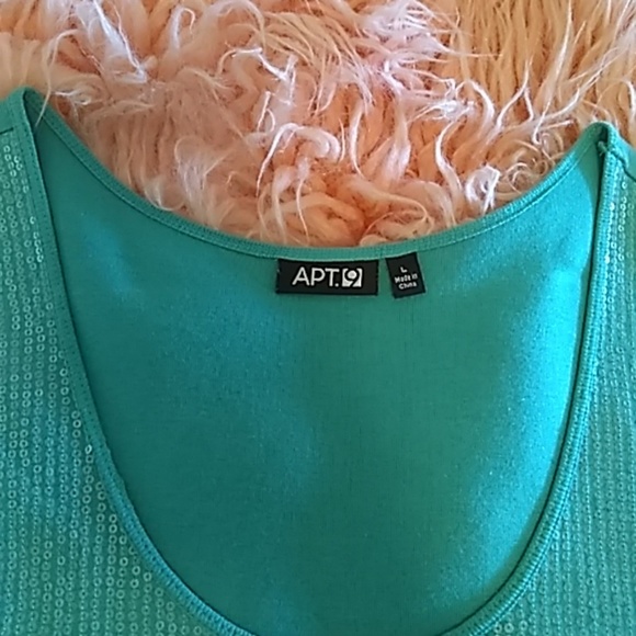 Sparkle Turqouise Tank Top - Picture 2 of 3